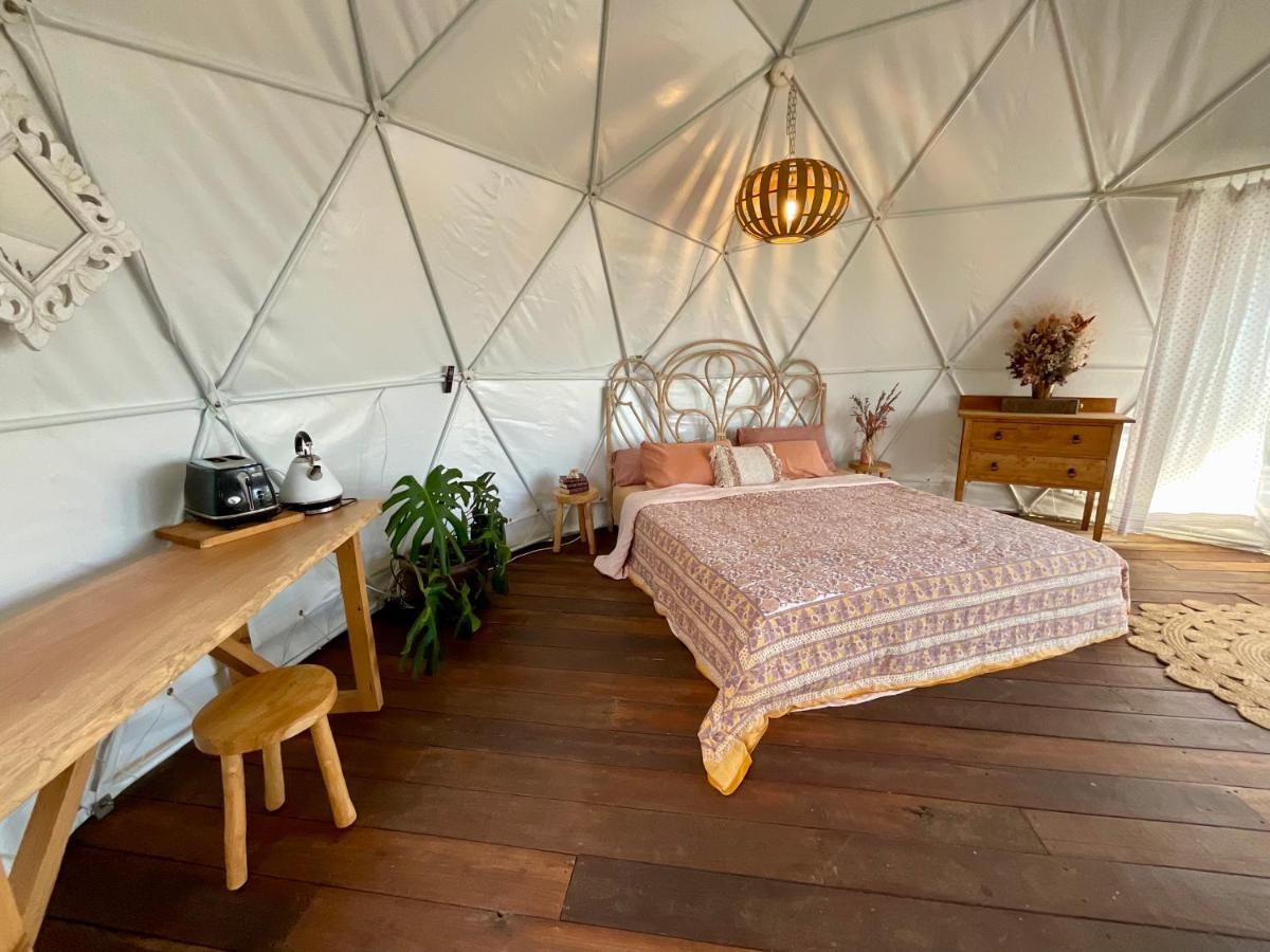Готель Golden Domes Cootharaba Екстер'єр фото