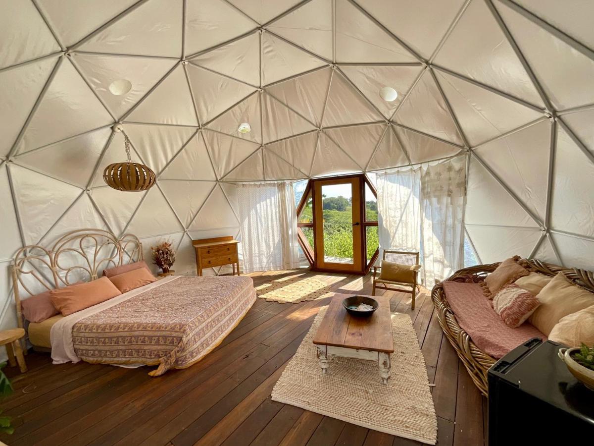 Готель Golden Domes Cootharaba Екстер'єр фото